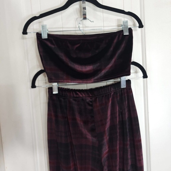 Nasty Gal Womens Pants Top Set Plaid About You Maroon Co Ord Velvet Velour Sz 4 - Picture 7 of 11